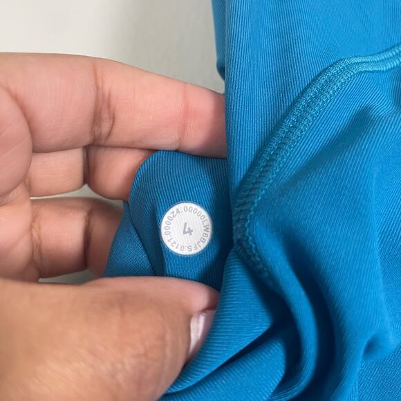 Lululemon Swift Speed High Rise 21 inch crop size 4 Hawaiian Blue - Picture 5 of 5